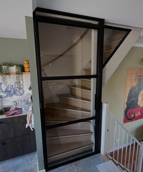 phosphor.utils.elfsightcdn.com9